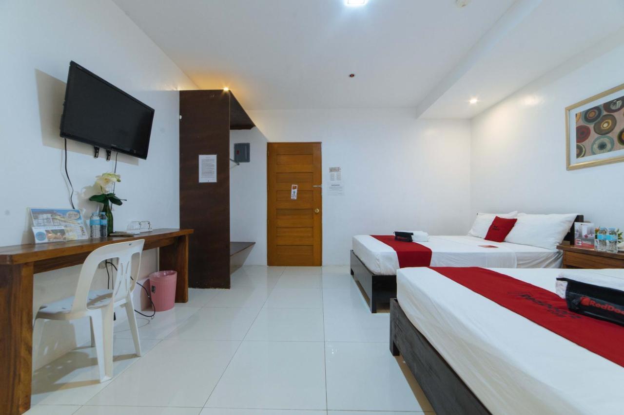 Reddoorz Plus @ San Roque Roxas City Bagian luar foto