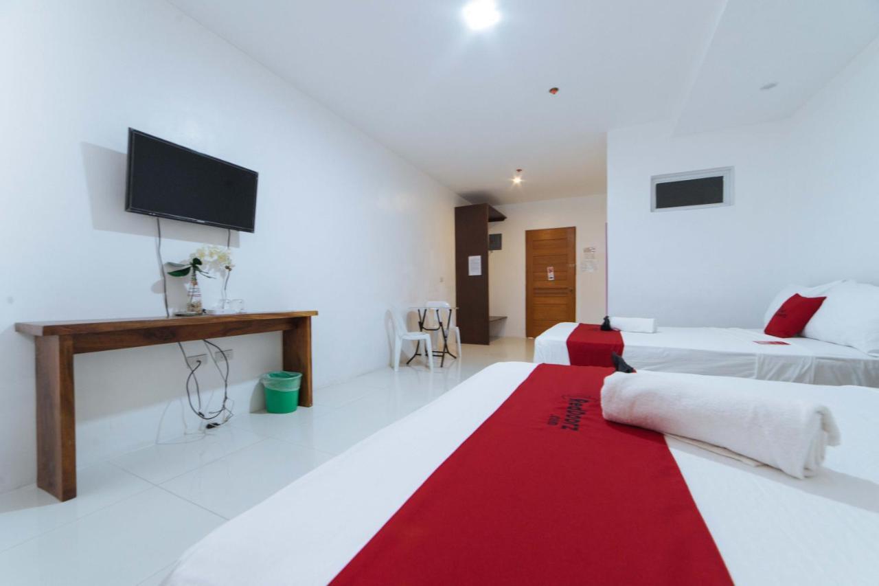Reddoorz Plus @ San Roque Roxas City Bagian luar foto